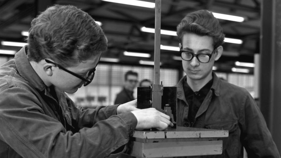 Van bedrijfsschool tot Academy